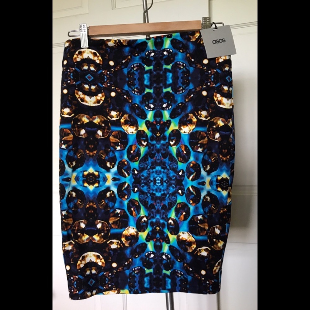 Graphic print pencil skirt ASOS size 4